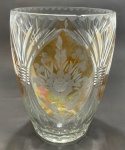 Bohemia - Maravilhoso vaso em rica lapidação com flores em coloração âmbar - dim - 17 cm de diâmetro e 23 cm de altura