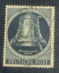 SELOS DA ALEMANHA - BERLIN - 1951 Bell of Liberty - 85Z830Pfg Azul Escuro - USADO