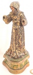 Escultura produzida em madeira representando São Longinus, conhecido popularmente como São Longuinho