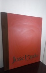ÁLBUM - "Jose Paulo Portfólio", 10 pranchas com reproduções a cores medindo 55X44cm cada. Acondicionadas em estojo de papelão.  PRANCHAS EM PERFEITO ESTADO. ESTOJO COM SINAIS DE USO E TEMPO