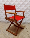 Cadeira diretor c/ Sarja Vermelha( nova ) madeira nobre. A peça por ser antiga pode apresentar desga