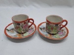 Par de xícaras de café em porcelana casca de ovo oriental.