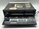 AUTO PEÇAS - Antigo rádio automotivo AIWA, com entrada para CD Player, portátil. Completo. Modelo CT-X8000 e XP-66. Não testados e sem garantia.