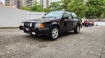 VEICULO- FORD ESCORT XR3 1986  O carro se encontra em excepcional estado de conservação, mantendo todo seu interior ainda original de fábrica. Lataria em excelente estado e pintura em bom estado. Documentação toda em dia e já com a placa preta.