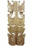 Arte Sacra - Dois ornamentos de porta, em madeira entalhada, estilo Barroco, com volutas e detalhes
