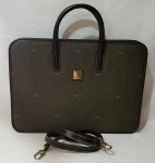 VICTOR HUGO- Linda bolsa de Couro, maleta feminina  bem conservada, possui alça extra, parte interna