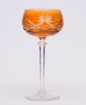 Taça em cristal europeu cor laranja. Altura 18 cm