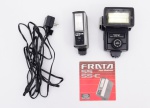 Dois itens: Flash da marca Frata 55-C com manual e Flash eletrônico automático da marca Vivitar 285.