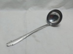 Concha de feijão em aço inox Eberle modelo Pontudo. Medindo 28,5cm de comprimento.