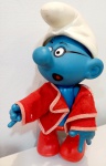 Boneco Smurf anos 80, confeccionado em borracha , em otimo estado. Medindo aproximadamente 15 cm. Todo original, o chapeu precisa ser colocado.