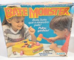 Jogo Bate Monster Glasslite anos 80. Em muito bom estado.