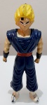 Boneco Dragon Ball Z. Medindo aproximadamente 8 cm.