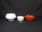 Lote 3 peças em porcelana Casseroles Francesa mede bowl 8 cm x 10 cm ,panela 6 cm x 10 cm , bowl 4 cm x 9,5 cm