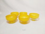 Jogo de sobremesa 5 peças em vidro amarelo com desgastes 6 cm x 9,5 cm