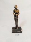 Escultura  dama  da justiça em metal  dourado com base marmore 18 cm base 7 cm x 5 cm