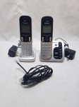 Telefone sem fio da marca Panasonic, modelo KX-TGC220, acompanha 1 extensor. Funcionando perfeitamente, necessita de bateria.