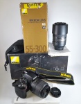 NIKON - Extraordinário conjunto de Máquina Fotográfica MODELO D3200 e lente MODELO 55-300.