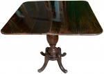 Belíssimo aparador reversível em mesa em Jacarandá maciço entalhada estio D. Maria, século XIX. Apoi