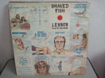 LP John Lennon e Plastic Ono Band - Shaved Fish. Com encarte, capa e disco VG