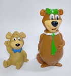 Hanna-Barbera - Conservada dupla dos famosos ursinhos - ZÉ COLMÉIA E CATATAU - VINIL - ESTRELA S.A - Medida: 13 cm e 8 cm de altura.