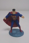 DC COMICS - Linda e conservada miniatura de coleção - SUPERMAN - Justice Legue - Exclusividade: Lojas Americanas - PVC -  Medida: 7 cm de altura.