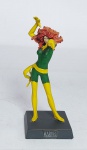 DC COMICS - Coleção Super-Heróis - JEAN GREY/ FÊNIX - Miniatura de metal pintada á mão - Edição Oficial de Colecionador - Acompanha a revista com 19 páginas ricamente ilustradas com detalhes sobre o personagem - Em ótimo estado - Conforme fotos - Medida da escultura: 10,5 cm de altura.