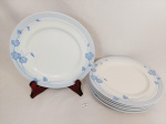 Jogo de 6 Pratos Rasos em Porcelana decorado com borda azul exclusive BY Roner Medida: 27 cm