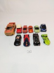 Lote com 10 carrinhos diversos sendo 5 hotwheels com avarias maior 12 cm e menor a 5,5 cm