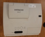 Projetor Hitachi  CP AW 2519 3 LCO funcionando.