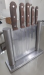 Porta faca com base em inox com cinco facas - Medidas: 29x9x36 cm