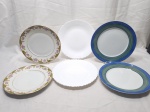 Lote de 6 pratos de mesa em porcelana e modelos diversos. Medindo o maior 26cm de diâmetro.