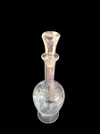 Licoreira em cristal lapidado. Alt. 34, Diam. 13 cm.