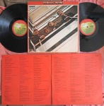LP BEATLES - 1962 - 1966 CAPA DUPLA C/ ENCARTES // CAPA CONFORME FOTOS // DISCO EM MUITO BOM ESTADO // PODE CONTER RISCOS QUE CAUSAM CHIADOS, RUÍDOS OU PULOS