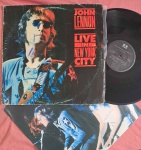 LP JOHN LENNON - LIVE IN NEW YORK CITY C/ ENCARTE // CAPA CONFORME FOTOS // DISCO EM MUITO BOM ESTADO // PODE CONTER RISCOS QUE CAUSAM CHIADOS, RUÍDOS OU PULOS