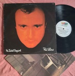 LP PHIL COLINS - NO JACKET REQUIRED C/ ENCARTE // CAPA CONFORME FOTOS // DISCO EM MUITO BOM ESTADO // PODE CONTER RISCOS QUE CAUSAM CHIADOS, RUÍDOS OU PULOS