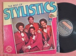 LP THE STYLISTICS - THE BEST OF // CAPA CONFORME FOTOS // DISCO EM MUITO BOM ESTADO // PODE CONTER RISCOS QUE CAUSAM CHIADOS, RUÍDOS OU PULOS