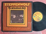 LP STEPPENWOLF - 16 GREATEST HITS // CAPA CONFORME FOTOS // DISCO EM MUITO BOM ESTADO // PODE CONTER RISCOS QUE CAUSAM CHIADOS, RUÍDOS OU PULOS