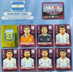 ORYX EDITION - SELEÇÃO DA ARGENTINA - ESCUDO + TIME + 7 JOGADORES - COPA DO MUNDO QATAR 2022 - 9 FIGURINHAS SEM REPETIÇÃO - Posições: ARG1 até ARG9 - Pagina 24 - Figurinhas Originais PANINI ORYX EDITION ITALY sem uso (para colar no álbum)