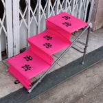 Escada Para Cachorro Gato Pet Tubline Rampa Dobrável 40 Kg. Detalhes conforme fotos, _(ºLº)_ Caso necessite, tire todas suas dúvidas via atendimento personalizado por WhatsApp: (11) 98681-9377 ou pelo e-mail: contato@antiguera.com.br, onde você pode solicitar fotos detalhadas. Não deixe para última hora! Antecipadamente agradecemos pelo seu lance. Sem garantias futuras