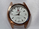 ORIMET - Relógio de pulso quartz masculino. 4,3cm x 3,8cm (medida de ponta a ponta). Necessita revisão para funcionamento. Detalhes conforme fotos, _(ºLº)_ Caso necessite, tire todas suas dúvidas via atendimento personalizado por WhatsApp: (11) 98681-9377 ou pelo e-mail: contato@antiguera.com.br, onde você pode solicitar fotos detalhadas. Não deixe para última hora! Antecipadamente agradecemos pelo seu lance. Sem garantias futuras