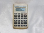 Antiga calculadora Gillette Sensor Excel. Sem testes. Detalhes conforme fotos, _(ºLº)_ Caso necessite, tire todas suas dúvidas via atendimento personalizado por WhatsApp: (11) 98681-9377 ou pelo e-mail: contato@antiguera.com.br, onde você pode solicitar fotos detalhadas. Não deixe para última hora! Antecipadamente agradecemos pelo seu lance. Sem garantias futuras