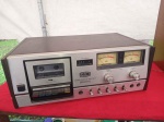 Estéreo fita cassete tape deck evadin td 551 d lafayette aiko k7 stereo. Desgastes de uso e detalhes conforme fotos, _(ºLº)_ Caso necessite, tire todas suas dúvidas via atendimento personalizado por WhatsApp: (11) 98681-9377 ou pelo e-mail: contato@antiguera.com.br, onde você pode solicitar fotos detalhadas. Não deixe para última hora! Antecipadamente agradecemos pelo seu lance. Sem Garantias futuras.