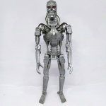 RARÍSSIMO PROTÓTIPO JAPONÊS do Exterminador Do Futuro Terminator Endoskeleton T-800, vetado a comercialização nos anos 1980 por problemas de patente. Um pouco maior que o boneco Falcon : 32 x 11 x 5 cm. Detalhes conforme fotos, _(ºLº)_ Caso necessite, tire todas suas dúvidas via atendimento personalizado por WhatsApp: (11) 98681-9377 ou pelo e-mail: contato@antiguera.com.br, onde você pode solicitar fotos detalhadas. Não deixe para última hora! Antecipadamente agradecemos pelo seu lance. Sem garantias futuras