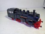 Trem-bot clássico TRANSFORMERS TREM QUE VIRA ROBÔ, SUPER TRAIN. Desgastes de uso e detalhes conforme fotos, Um dos braços está colado _(ºLº)_ Caso necessite, tire todas suas dúvidas via atendimento personalizado por WhatsApp: (11) 98681-9377 ou pelo e-mail: contato@antiguera.com.br, onde você pode solicitar fotos detalhadas. Não deixe para última hora! Antecipadamente agradecemos pelo seu lance. Sem garantias futuras