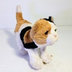 GATINHO RECEM NASCIDO, FurReal Newborn Calico Kitten, FUNCIONANDO, Desgastes de uso e detalhes conforme fotos, _(ºLº)_ Caso necessite, tire todas suas dúvidas via atendimento personalizado por WhatsApp: (11) 98681-9377 ou pelo e-mail: contato@antiguera.com.br, onde você pode solicitar fotos detalhadas. Não deixe para última hora! Antecipadamente agradecemos pelo seu lance. Sem garantias futuras