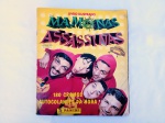 Álbum de figurinha: " Mamonas Assassinas ", livro ilustrado, ótimo estado, Editora Panini. incompleto, as que faltam estão na etiqueta da foto numero 5. Detalhes conforme fotos, _(ºLº)_ Caso necessite, tire todas suas dúvidas via atendimento personalizado por WhatsApp: (11) 98681-9377 ou pelo e-mail: contato@antiguera.com.br, onde você pode solicitar fotos detalhadas. Não deixe para última hora! Antecipadamente agradecemos pelo seu lance. Sem garantias futuras ou de procedência.
