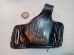 Coldre Revólver Azlak Made in Brasil em couro legítimo. Para Pistola Arma. Detalhes conforme fotos, _(ºLº)_ Caso necessite, tire todas suas dúvidas via atendimento personalizado por WhatsApp: (11) 98681-9377 ou pelo e-mail: contato@antiguera.com.br, onde você pode solicitar fotos detalhadas. Não deixe para última hora! Antecipadamente agradecemos pelo seu lance. Sem garantias futuras ou de procedência.