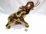 Escultura Representando Elefante em Bronze maciço, Aprox. 25 cm. Detalhes conforme fotos, _(ºLº)_ Caso necessite, tire todas suas dúvidas via atendimento personalizado por WhatsApp: (11) 98681-9377 ou pelo e-mail: contato@antiguera.com.br, onde você pode solicitar fotos detalhadas. Não deixe para última hora! Antecipadamente agradecemos pelo seu lance. Sem garantias futuras ou de procedência.