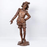 Belíssima <b>escultura</b> europeia do séc. XVIII, de jovem cortesã, entalhada em castanho. A jovem encontra-se de pé com trajes característicos da época seiscentista. Alt. 117 cm
