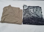 Lote de 2 camisas de manga comprida. Tam: P/M.